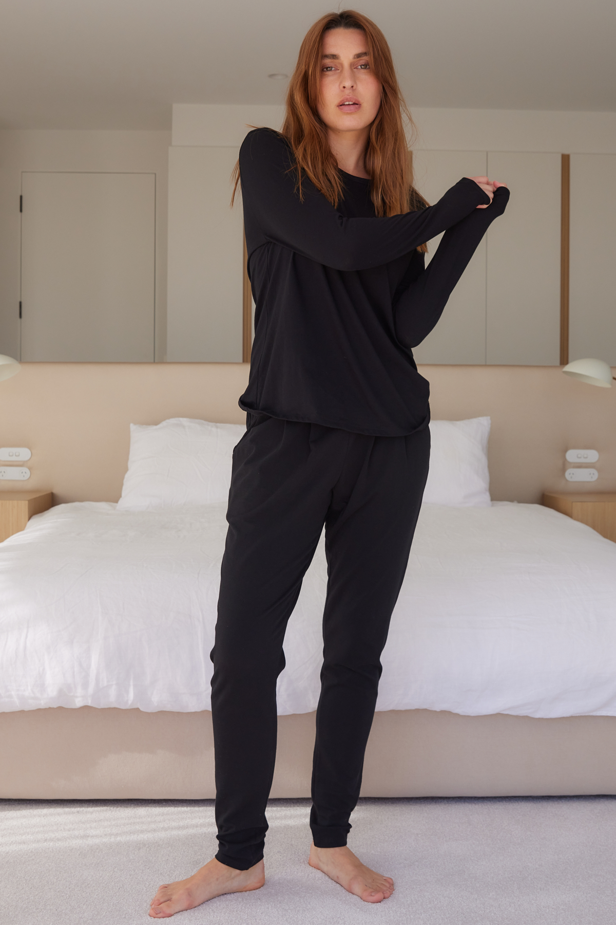 Shelf bra long sleeve top - Jet black